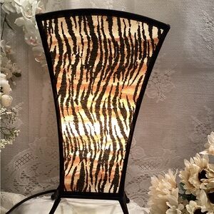 Zebra Print Black Metal Table Lamp Modern Contemporary 16”